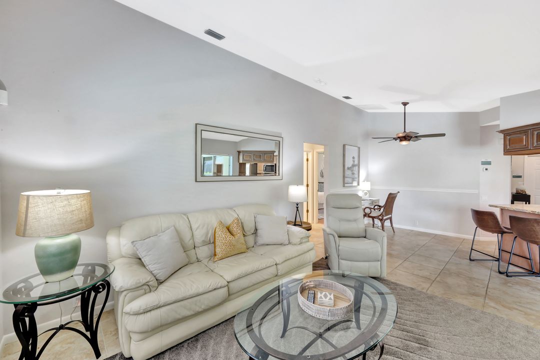 3704 Cartwright Ct, Bonita Springs, FL 34134