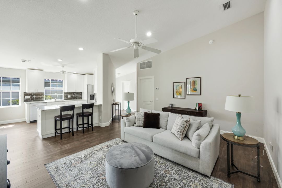 3604 El Verdado Ct, Naples, FL 34109