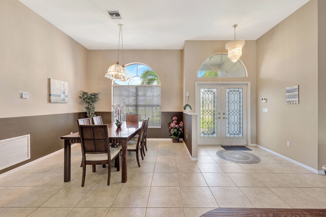 2137 SE 19th Ave, Cape Coral, FL 33990