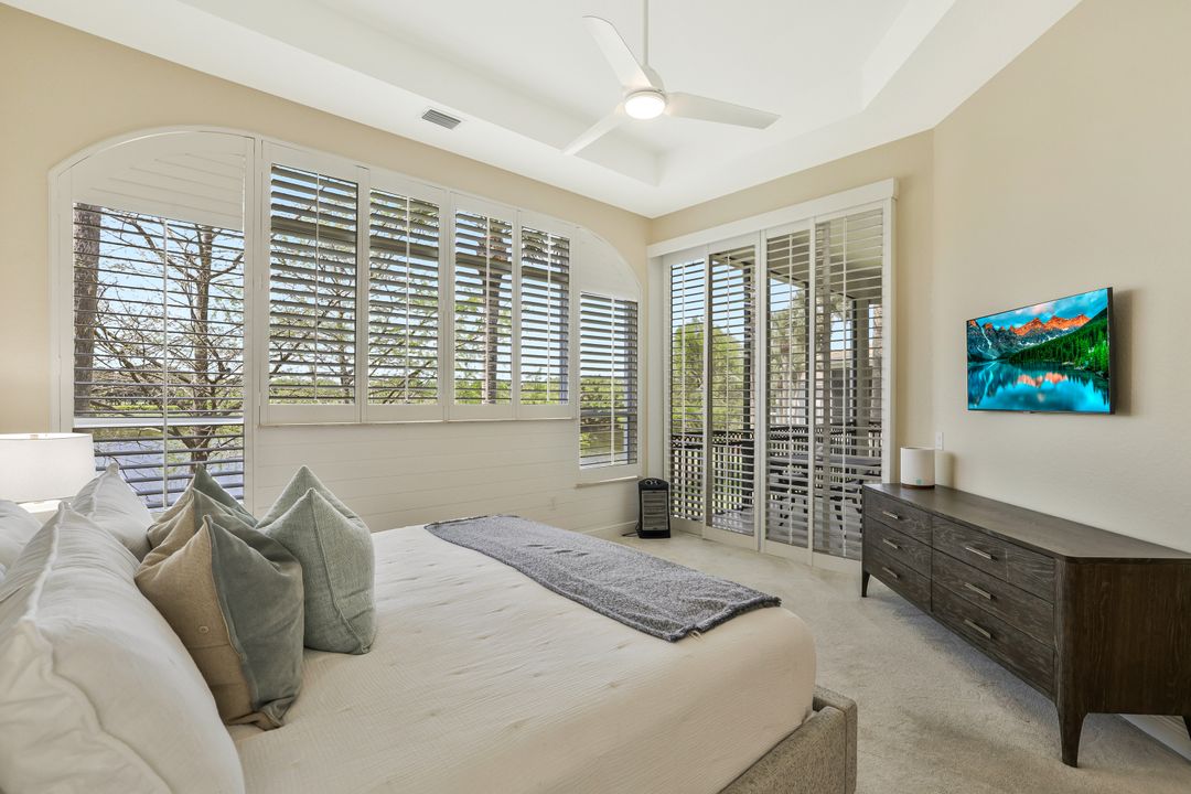 15539 Monterosso Ln #202, Naples, FL 34110