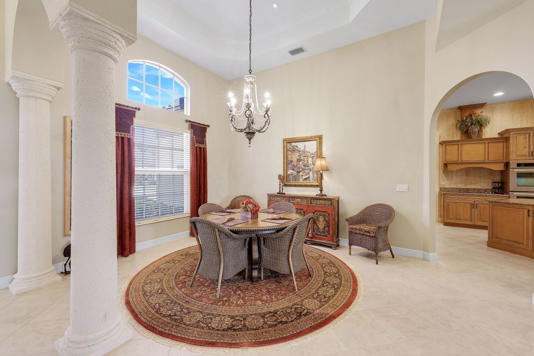 10168 Avonleigh Dr, Bonita Springs, FL 34135