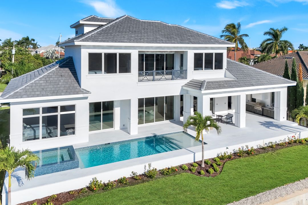 713 Nautilus Ct, Marco Island, FL 34145