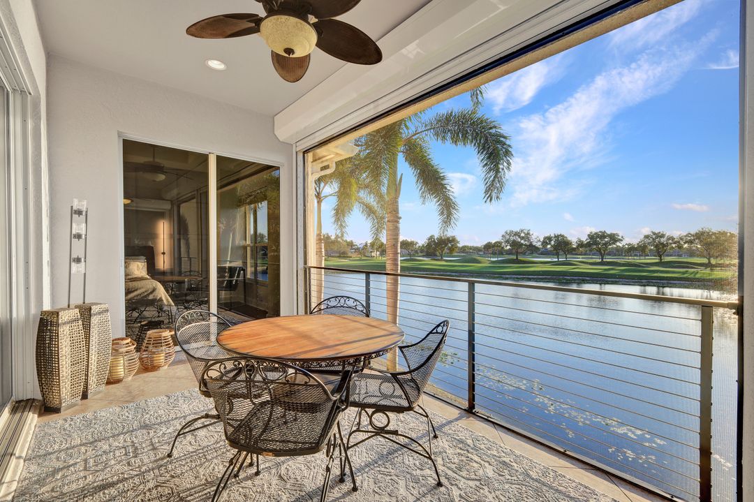 3220 Hamlet Dr #4, Naples, FL 34105