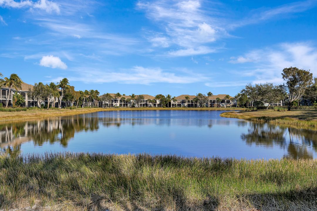 9070 Campanile Cir #102, Naples, FL 34114