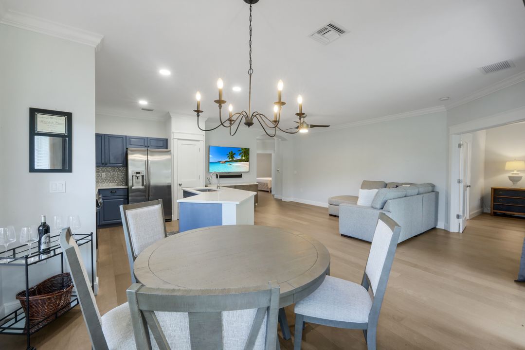 6355 Lexington Ct #102, Naples, FL 34110