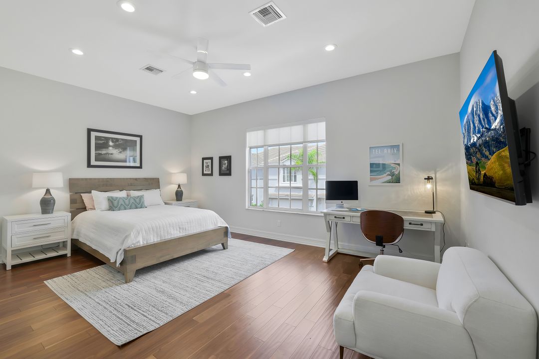 5030 Blauvelt Way #201, Naples, FL 34105