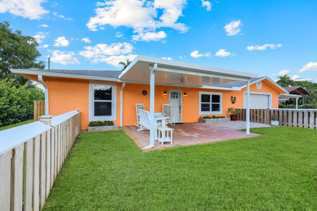 27624 Pullen Ave, Bonita Springs, FL 34135