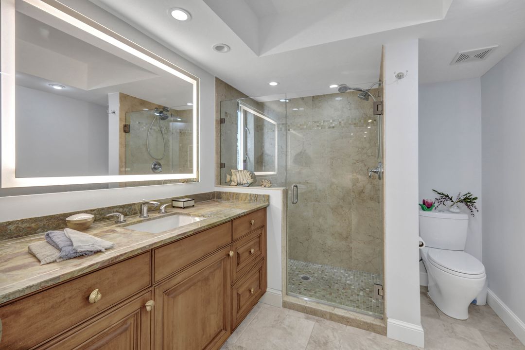 4772 West Blvd #E-102, Naples, FL 34103