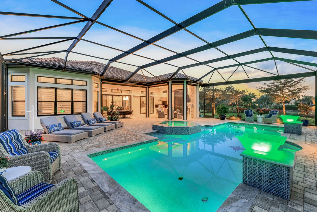 9287 Rialto Ln, Naples, FL 34119