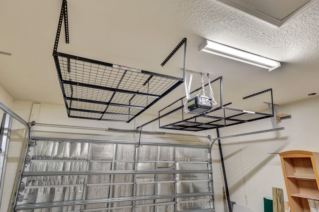 15732 Angelica Dr, Alva, FL 33920