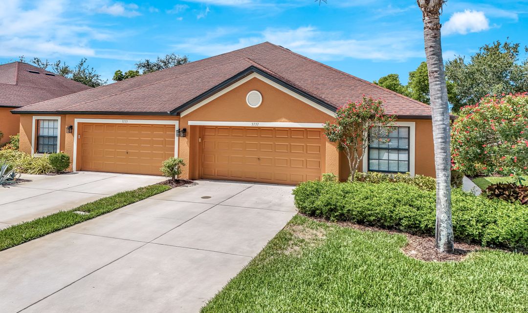 3737 Pino Vista Way, Estero, FL 33928
