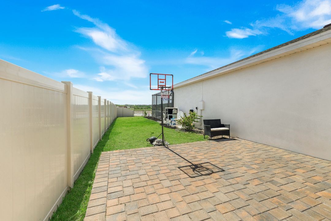 18821 Shimmer Dawn Ct, NO FORT MYERS, FL 33917