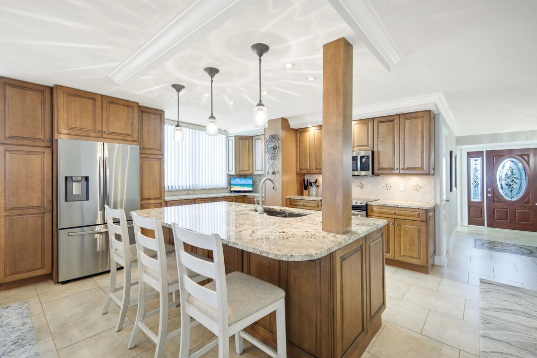 26140 Hickory Blvd #103, Bonita Springs, FL 34134