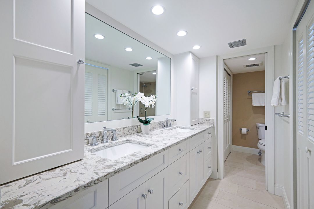 6080 Pelican Bay Blvd #A-202, Naples, FL 34108