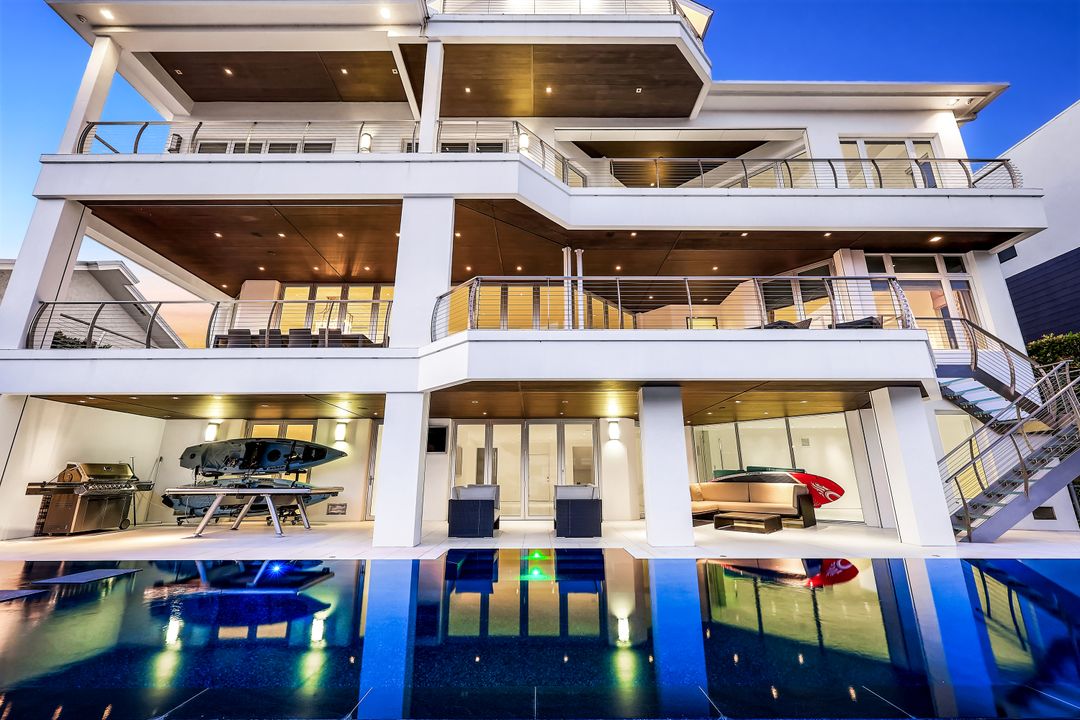 260 Channel Dr, Naples, FL 34108