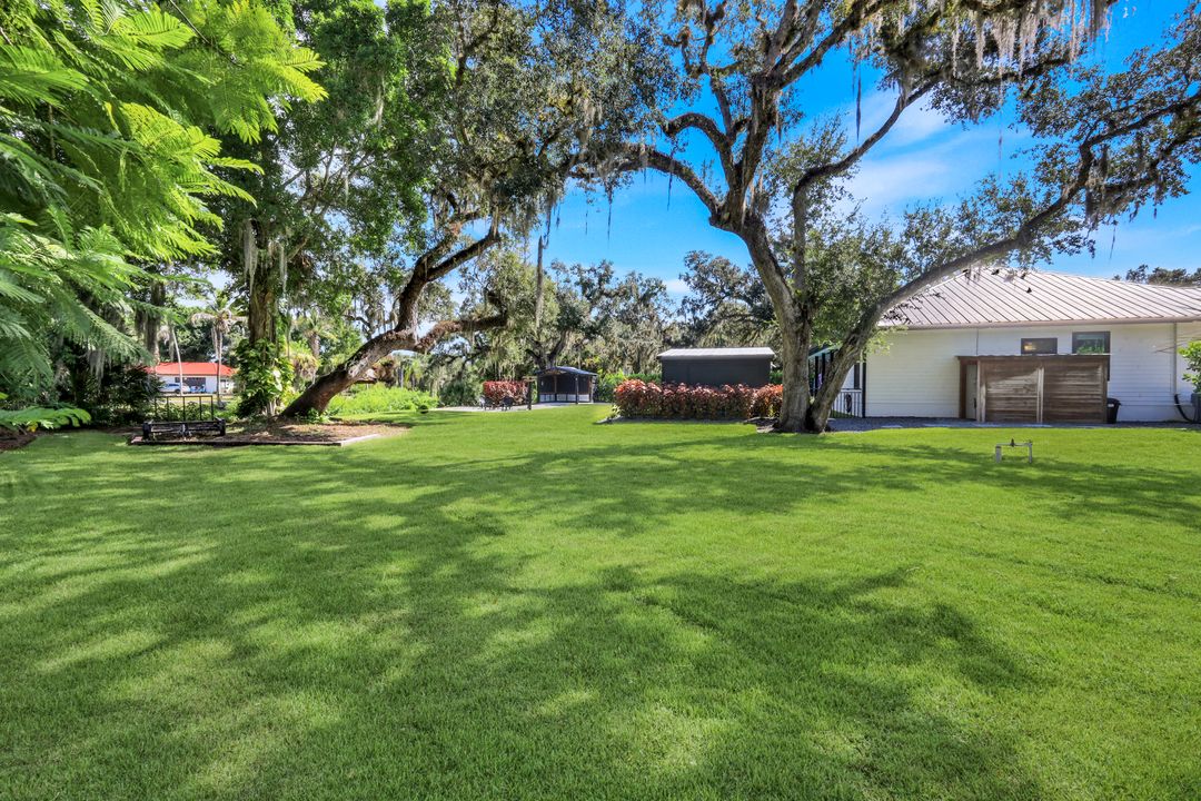 628 Harbor Dr, LaBelle, FL 33935