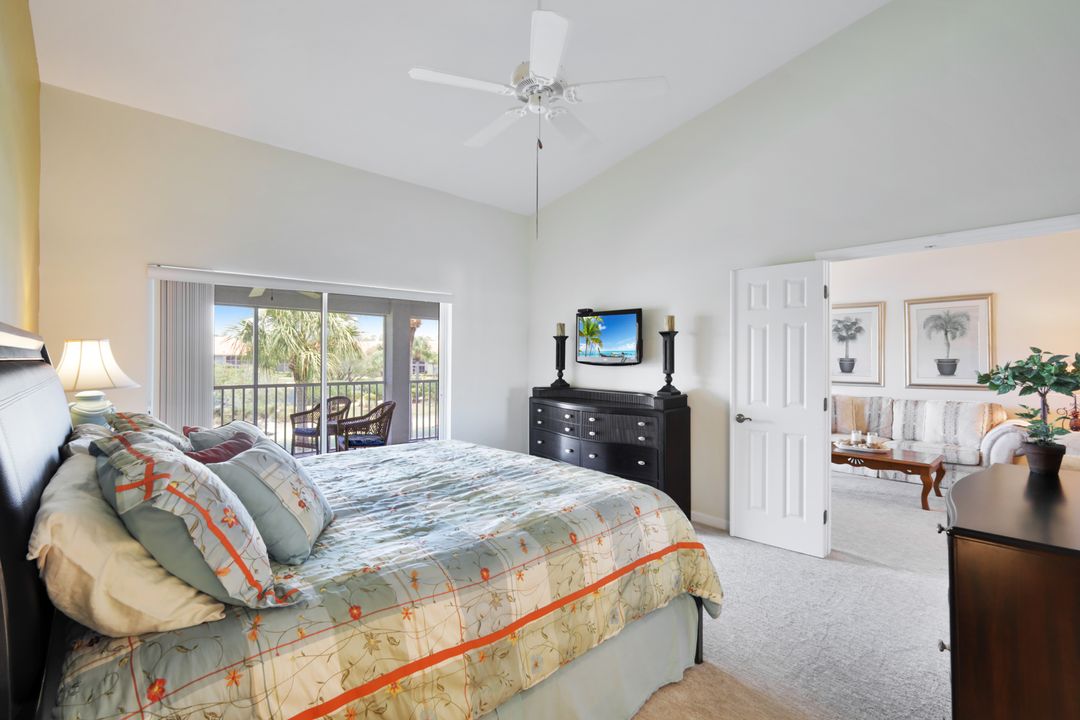 6730 Beach Resort Dr #12, Naples, FL 34114