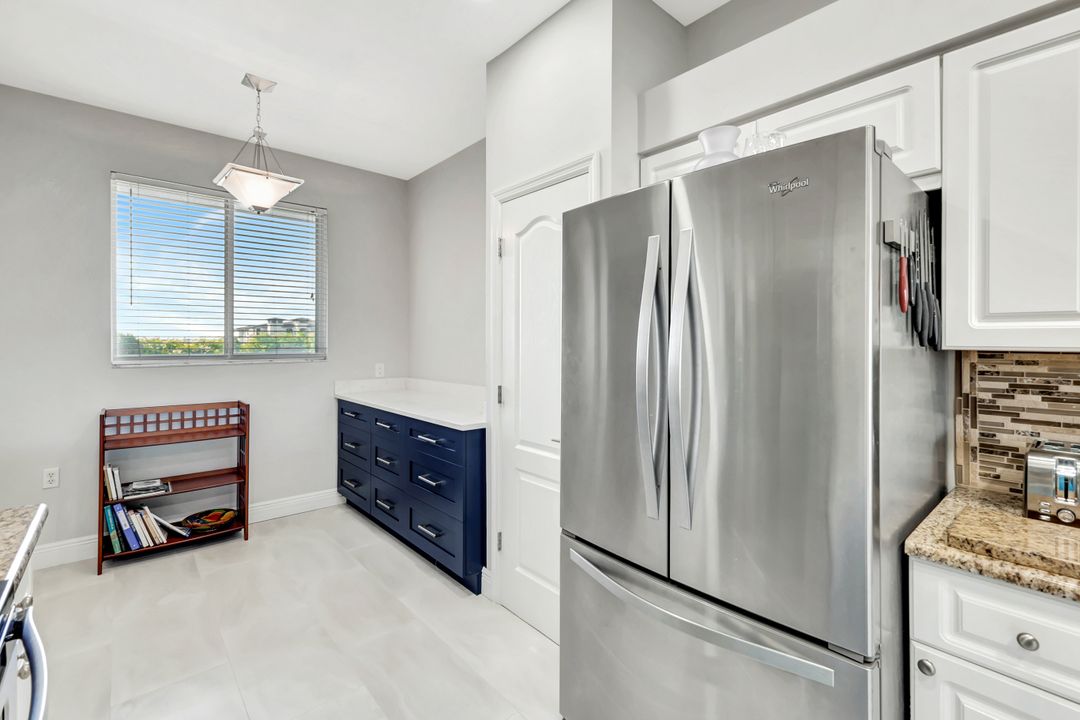 16595 Lake Cir Dr #234, Fort Myers, FL 33908