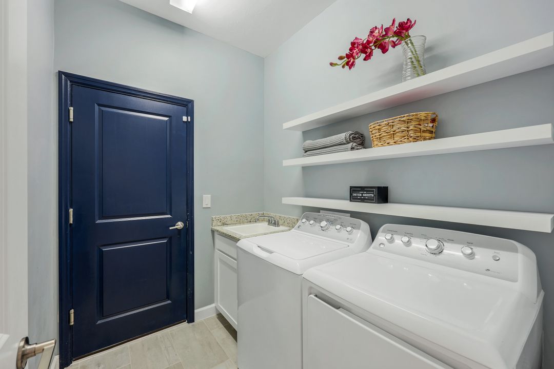 11570 Canopy Loop, Fort Myers, FL 33913