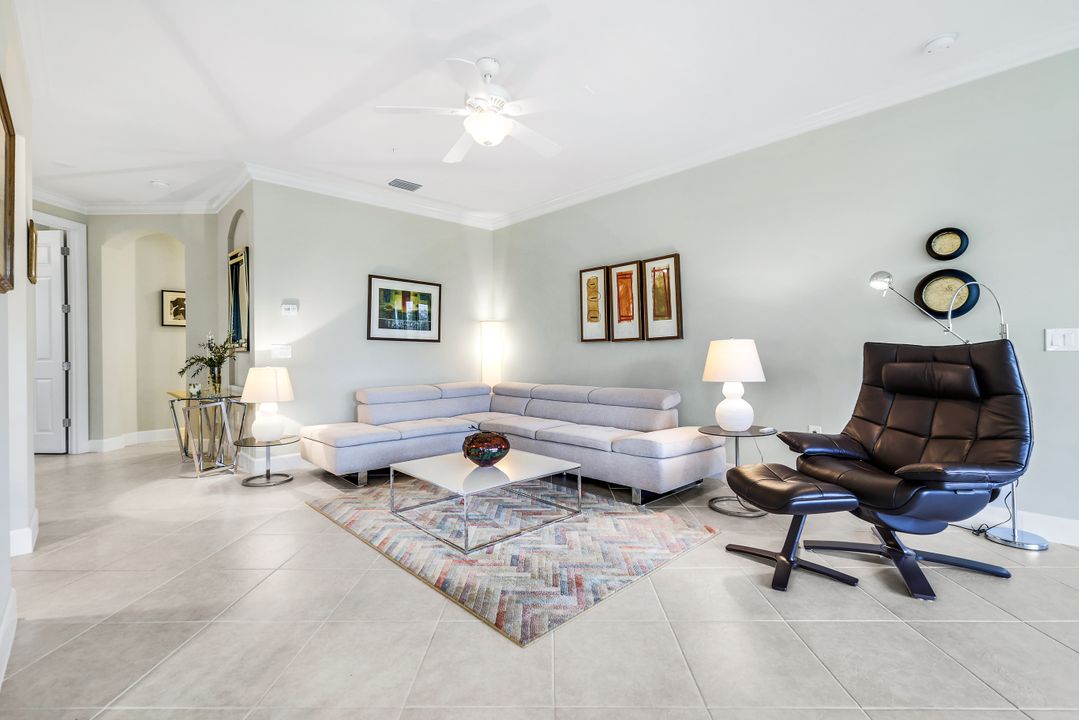 12045 Covent Garden Ct #2101, Naples, FL 34120