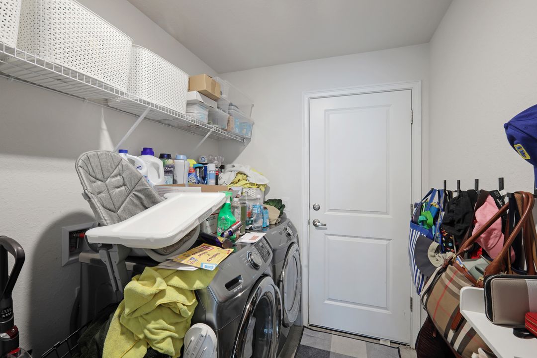 497 Windermere Dr, Lehigh Acres, FL 33972