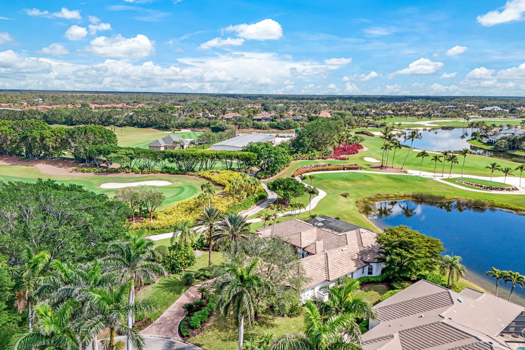 2390 King Palm Way, Naples, FL 34105