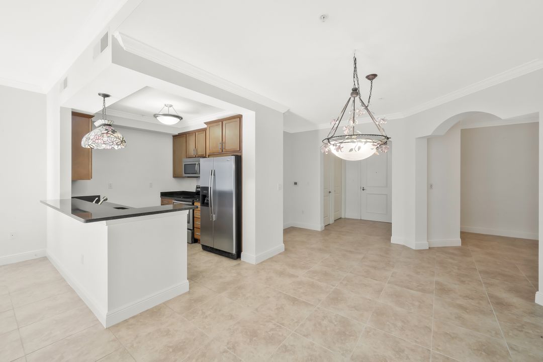 23191 Fashion Dr #201, Estero, FL 33928