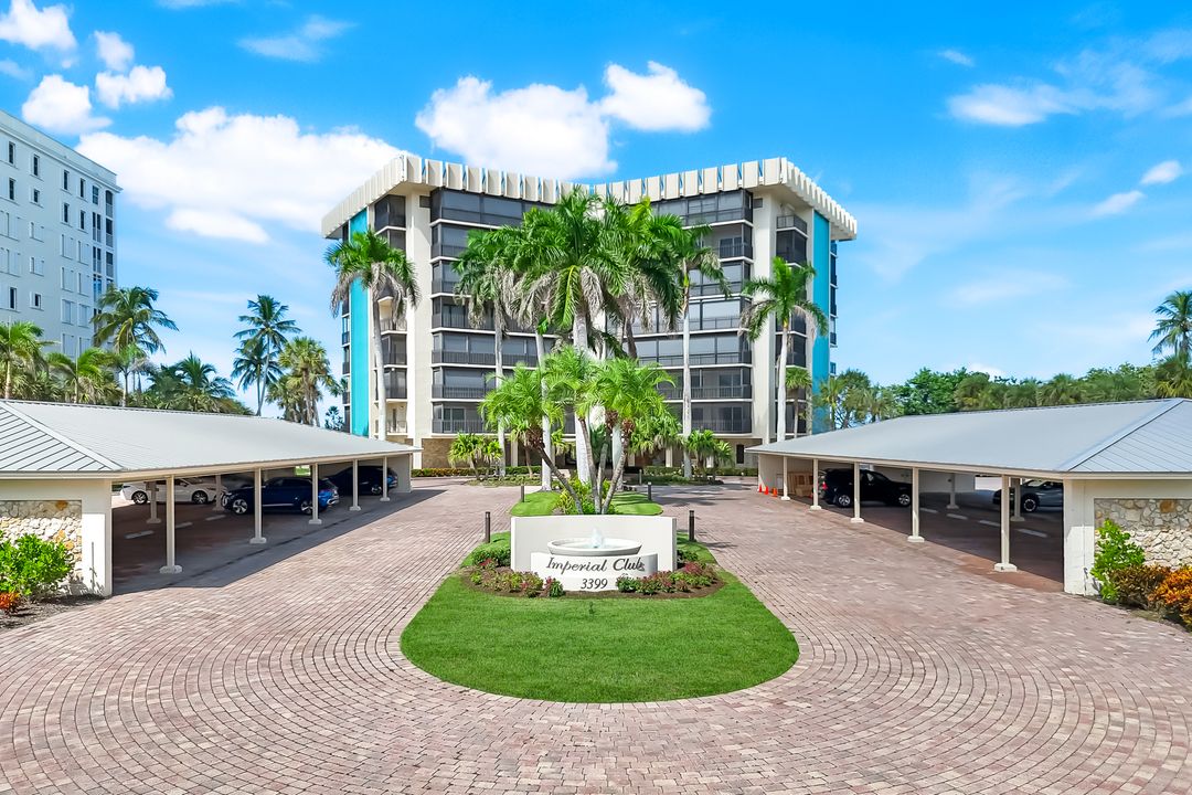 3399 Gulf Shore Blvd N #203, Naples, FL 34103