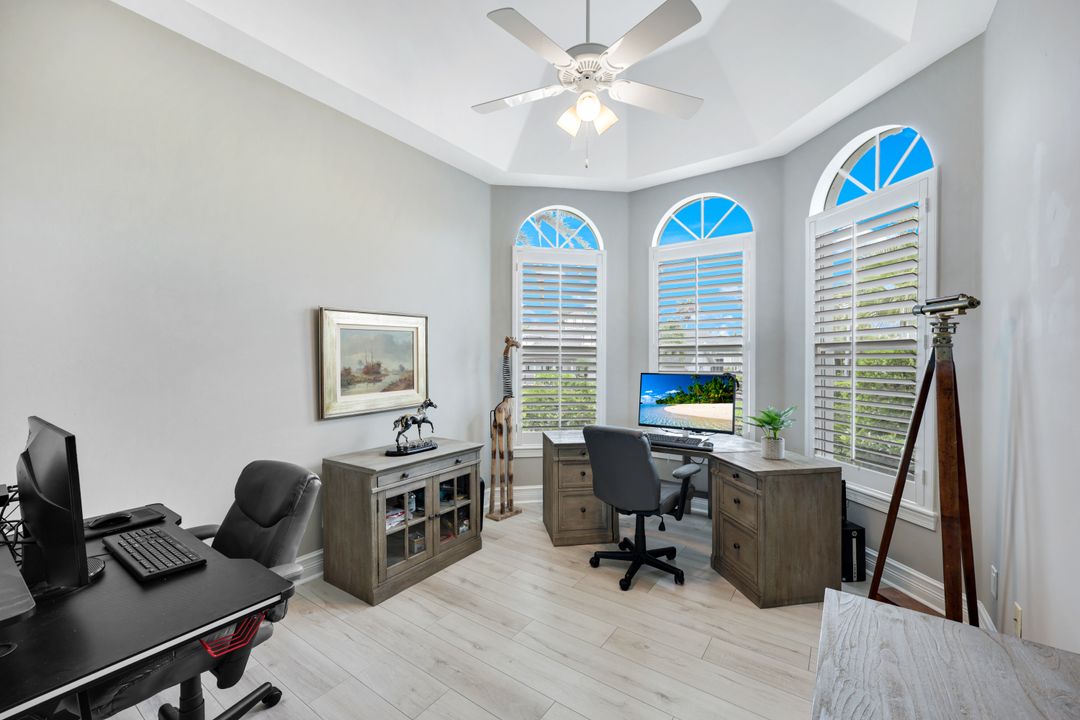 27154 Harbor Dr, Bonita Springs, FL 34135