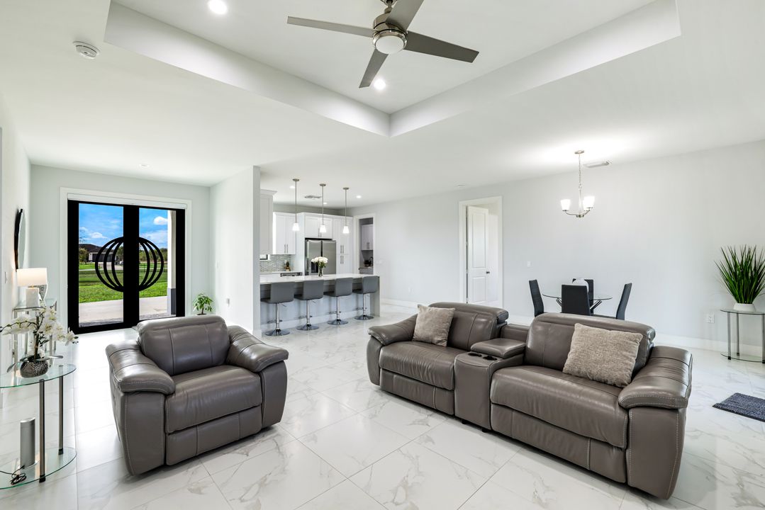 4217 24th Ave NE, Naples, FL 34119