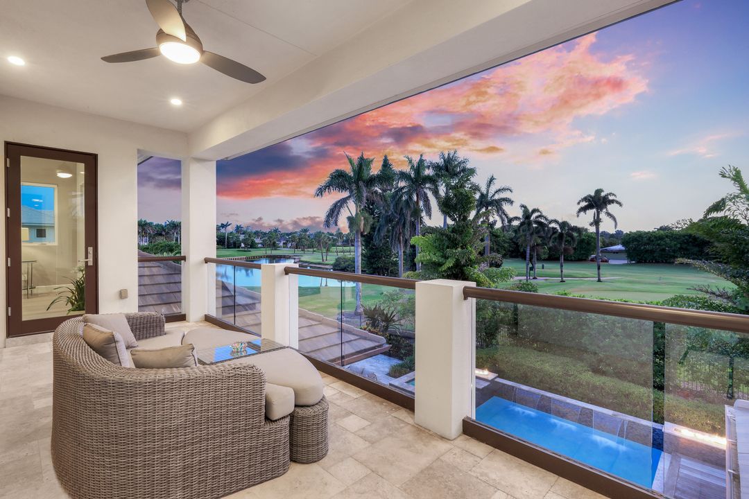 875 Wedge Dr, Naples, FL 34103