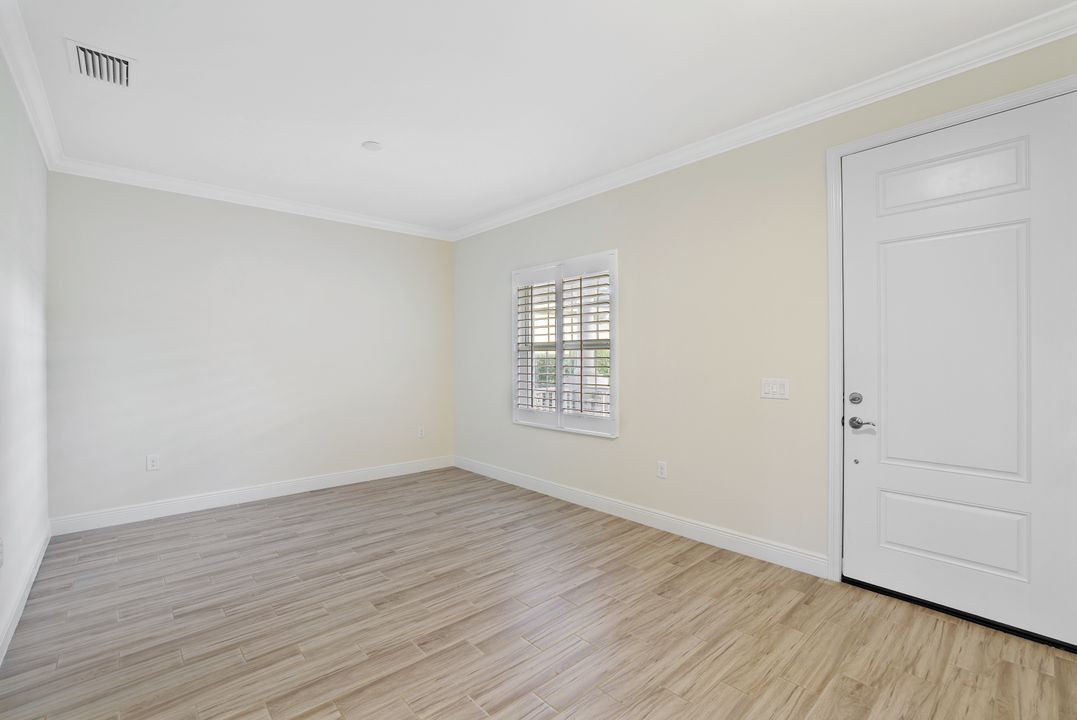 3529 Canopy Cir, Naples, FL 34120