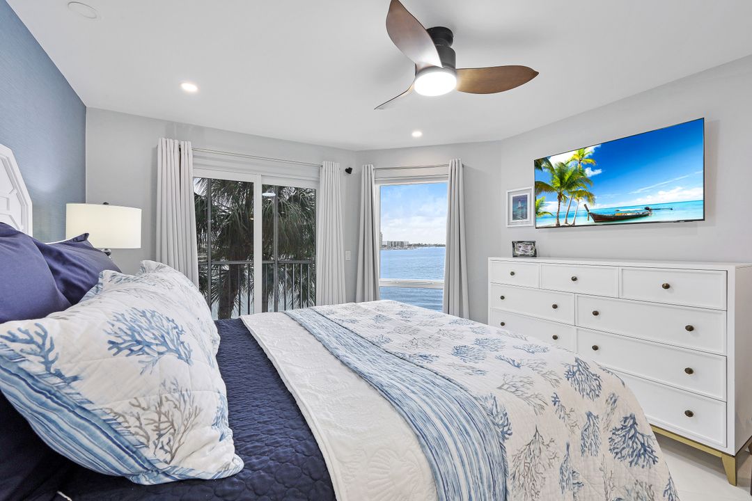 991 N Barfield Dr #308, Marco Island, FL 34145