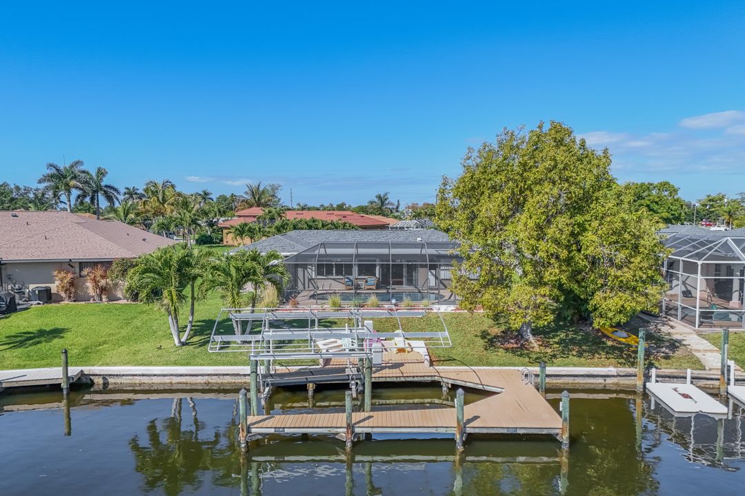 4305 SE 1st Ave, Cape Coral, FL 33904