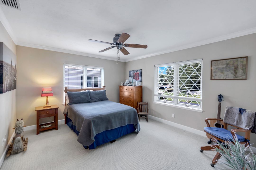 240 Palm River Blvd #202, Naples, FL 34110