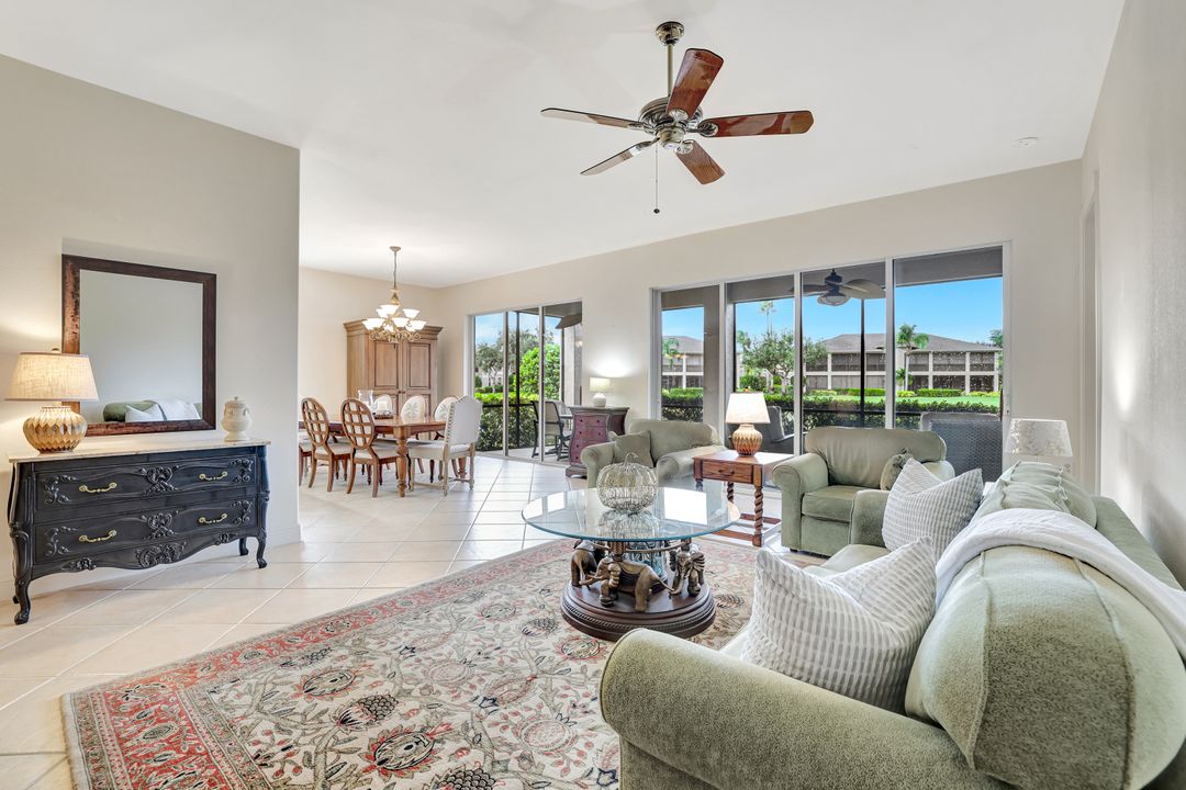 721 Regency Reserve Cir, Naples, FL 34119