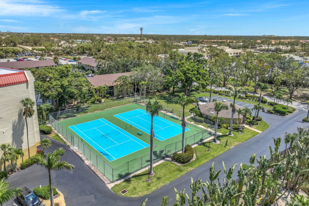 7119 Lakeridge View Court #Unit 303, Fort Myers, FL 33907