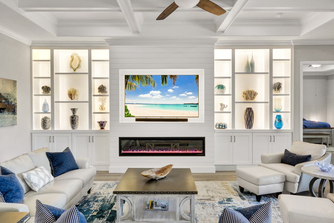 28007 Kerry Ct, Bonita Springs, FL 34135