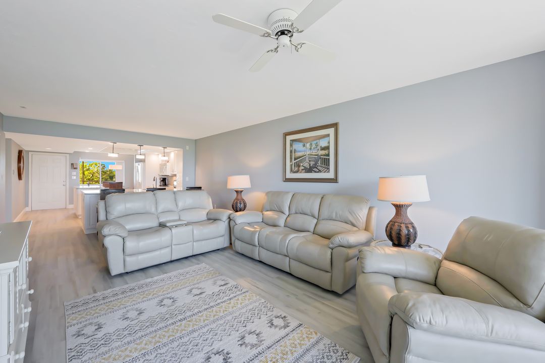 15161 Cedarwood Ln #503, Naples, FL 34110