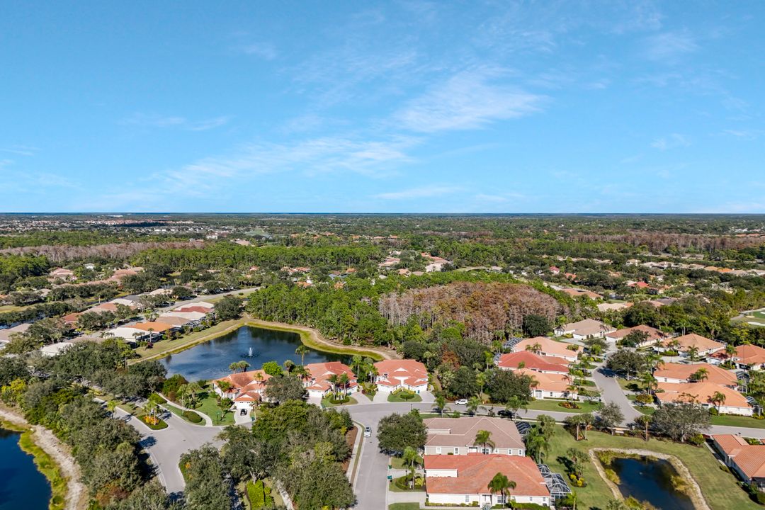 5852 Northridge Dr, Naples, FL 34110