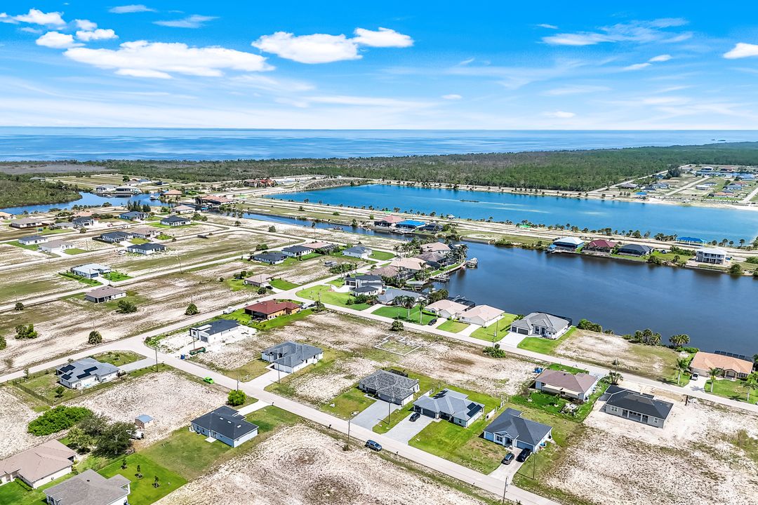 4317 NW 34th Ln, Cape Coral, FL 33993
