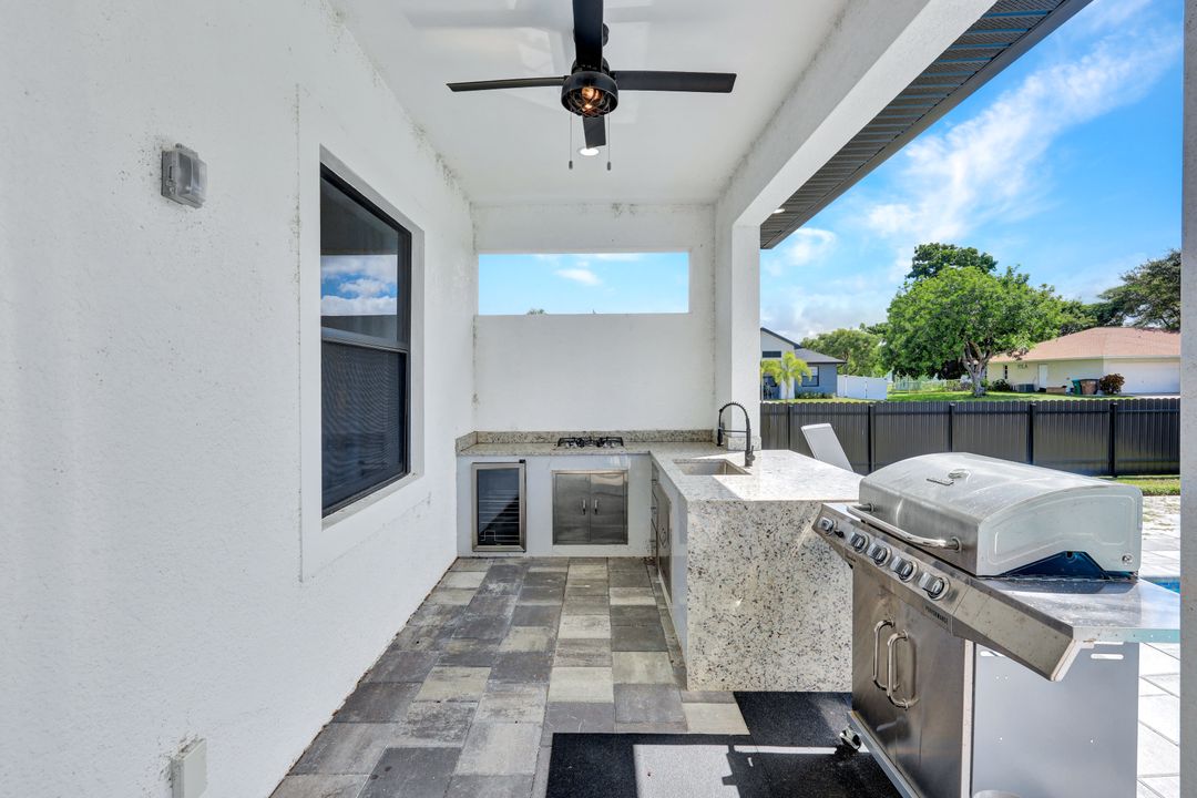 636 NE 8th Terrace, Cape Coral, FL 33909