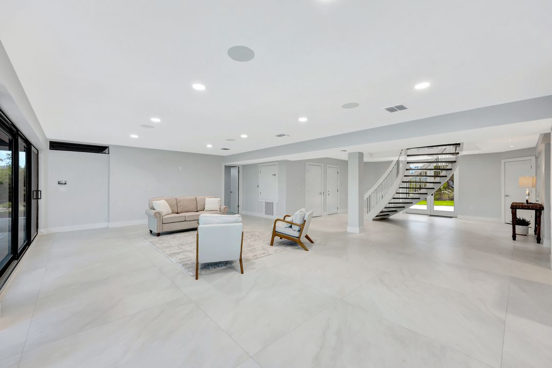 5435 Osprey Ct, Sanibel, FL 33957