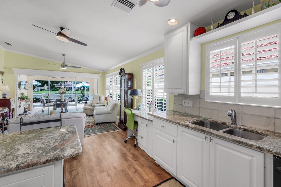 5425 Guadeloupe Way, Naples, FL 34119
