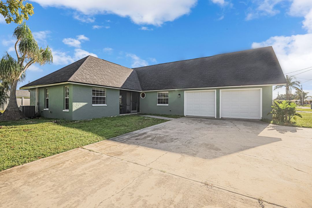 1101 SE 30th St, Cape Coral, FL 33904