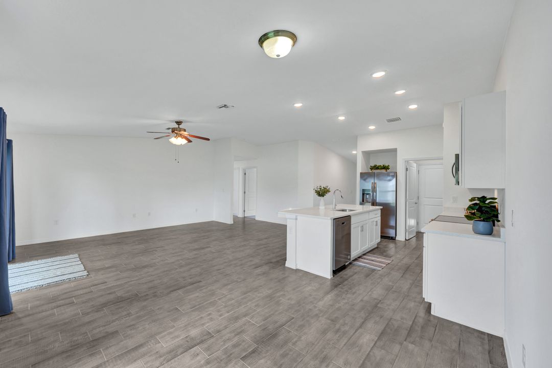 1314 SW 35th Terrace, Cape Coral, FL 33914