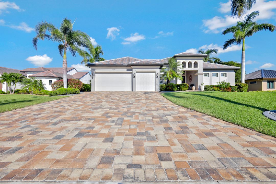 11710 Royal Tee Cir, Cape Coral, FL 33991