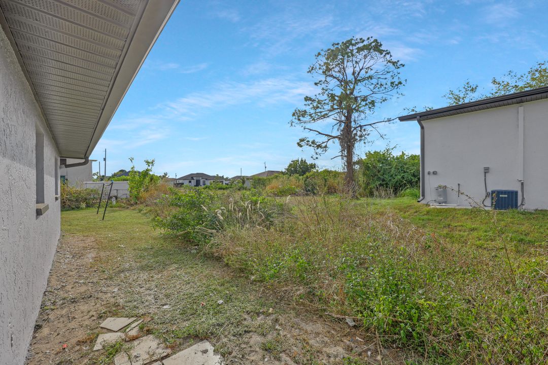 300 Anita Ave S, Lehigh Acres, FL 33976