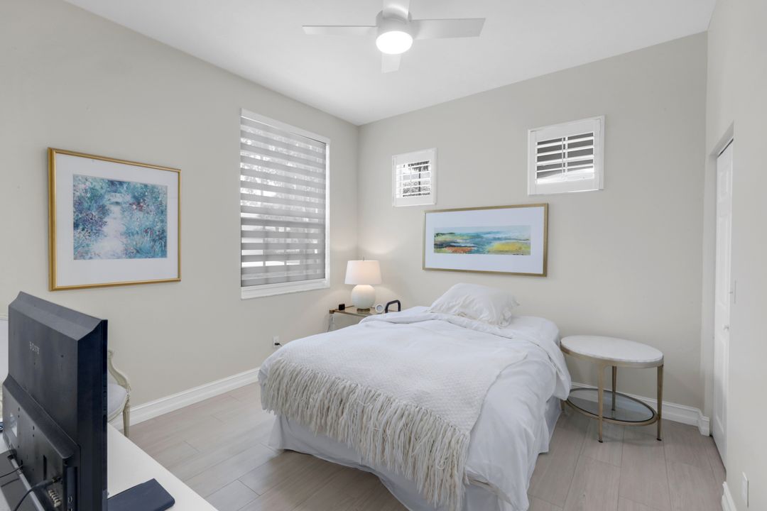 9172 Las Maderas Dr, Bonita Springs, FL 34135