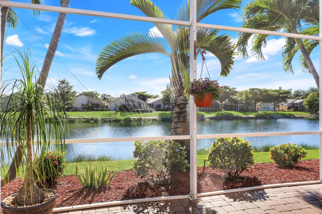 8833 Cascades Isle Blvd, Estero, FL 33928